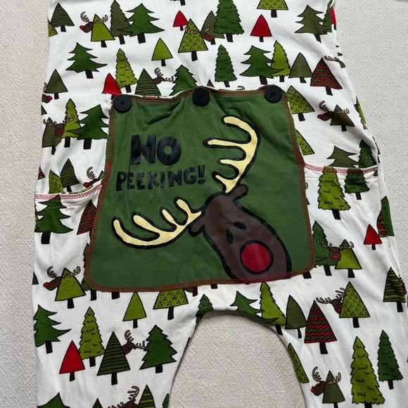 Lazy One Christmas Tree Moose Print Flapjack Onesie Pajama S - Picture 8 of 8